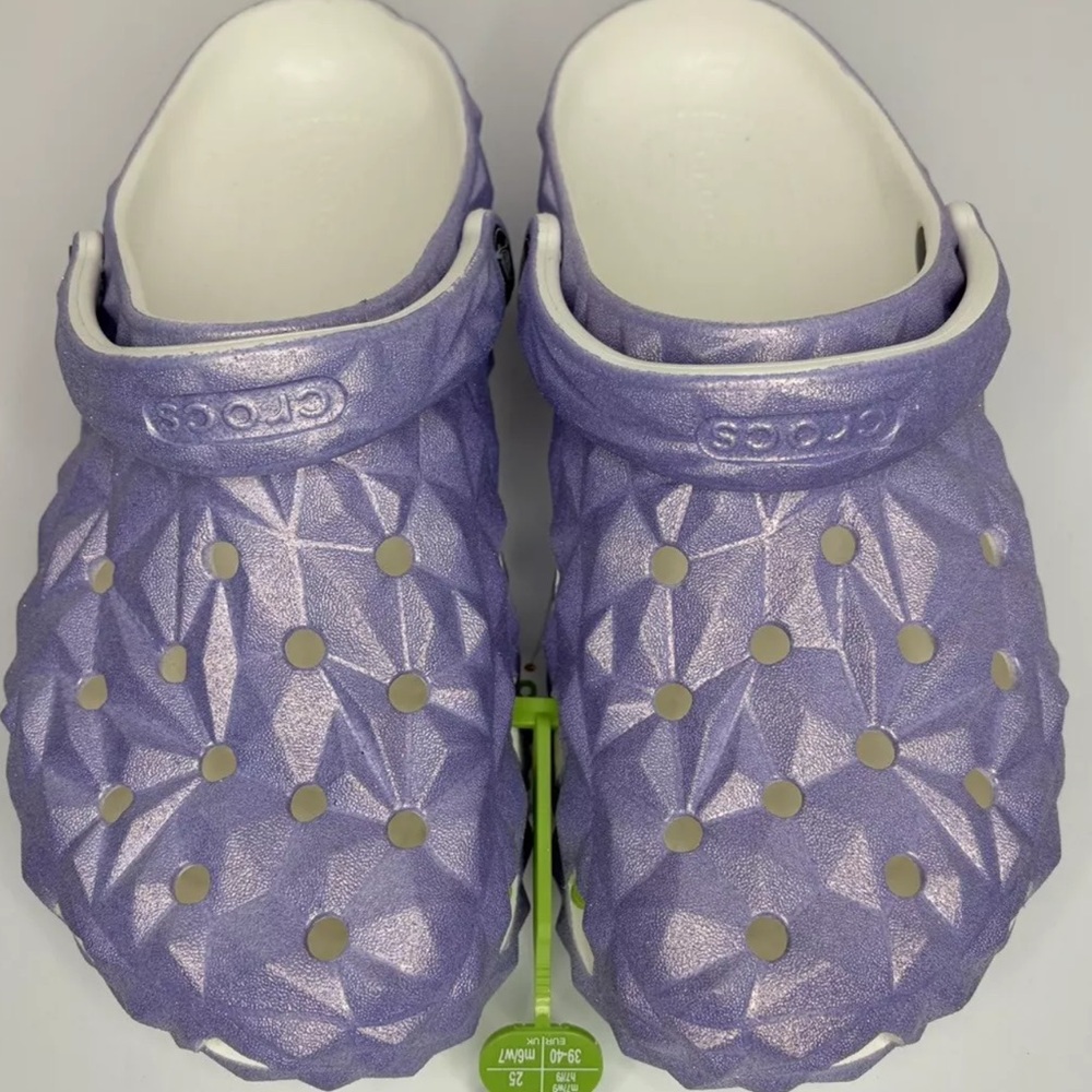Crocs Classic Iridescent 209841-100 Clogs Womens 9 Purple Geometric Comfort